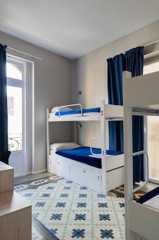 Purple Nest Hostel