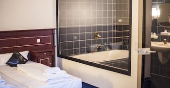 Home Hotel Haan