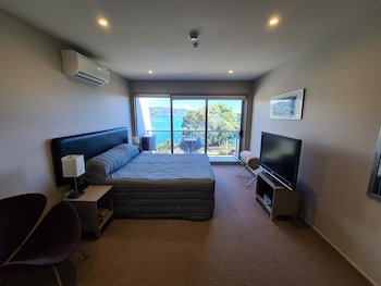 Te Kaha Beach Resort