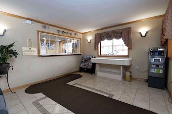 Knights Inn South Amboy/Garden State Parkway South, Exit 125