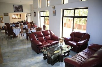 Sangana Lodge