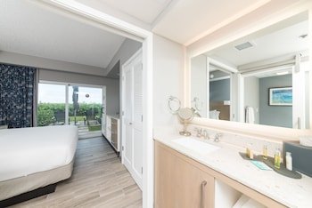 DoubleTree Suites by Hilton Hotel Melbourne Beach Oceanfront