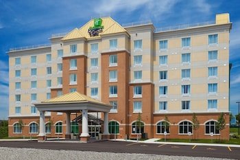 Holiday Inn Express Hotel & Suites Clarington Bowmanville