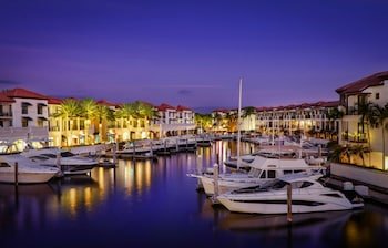 Naples Bay Resort