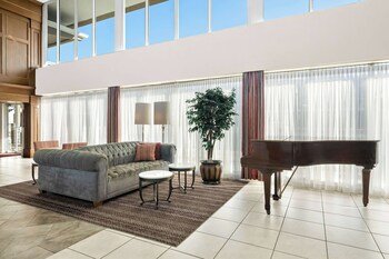 SureStay Plus Hotel by Best Western Brandywine Valley