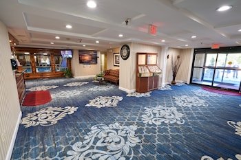 Ambassador Inn & Suites