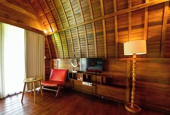 The Lumbung Wood Villa