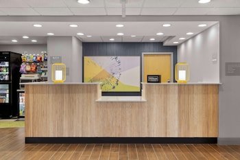 Spark by Hilton Newcomerstown