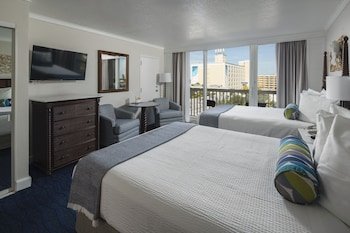 Island Grand at TradeWinds