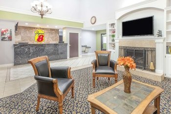 Super 8 by Wyndham Lowell/Bentonville/Rogers Area