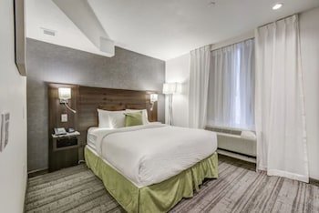 Est Hotel