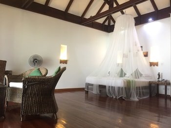 Yoma Cherry Lodge