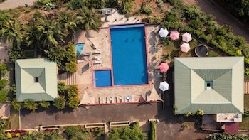 Golden Hill Parker Hotel