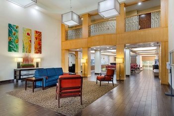 Comfort Suites