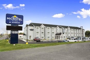 Microtel Inn & Suites by Wyndham Carrollton