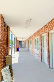 Sunrise Inn by OYO Albany
