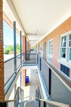 Sunrise Inn by OYO Albany