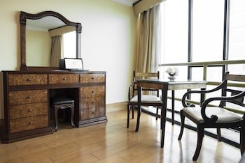Inkari Suites Hotel