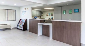 Motel 6 Carlsbad East