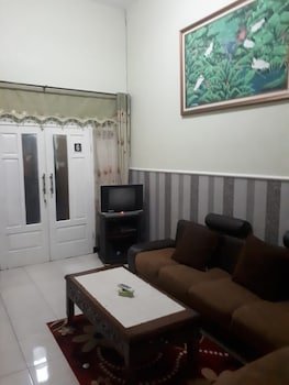 Villa 99 Pak Eddy