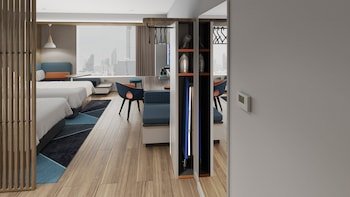 Holiday Inn Express Zhuhai Guishan Island, an IHG Hotel