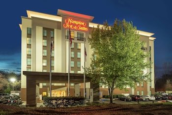 Hampton Inn & Suites Charlotte Arrowood