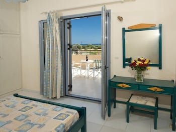 Alkioni Hotel
