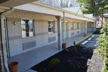 Economy Inn