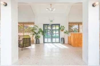 Seabreaze Garden
