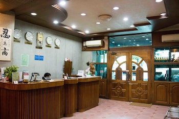 May Shan Hotel