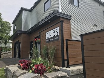 Cribs On The Hill