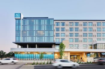 AC Hotel Huntsville Downtown