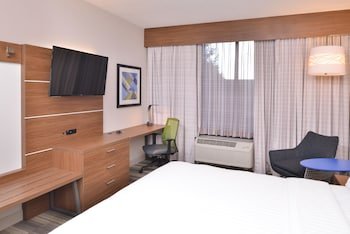 Holiday Inn Express & Suites Indianapolis Downtown Convention Center Area