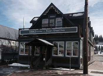River Street Inn