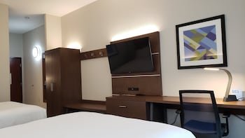 Holiday Inn Express & Suites Weslaco