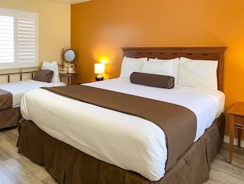 Old West Inn Willits