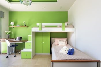 Queen Hill Luxury Villa