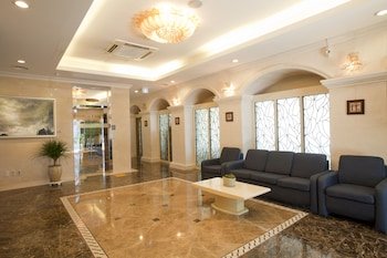 Elin Hotel