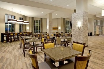 Hampton Inn & Suites - Minneapolis