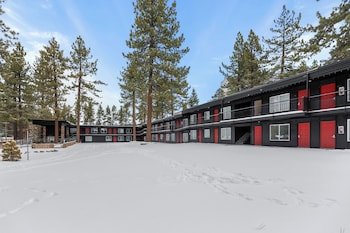 Lake Tahoe Ambassador Lodge
