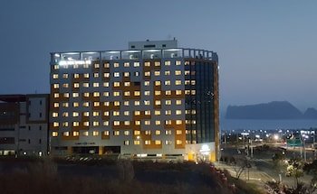 Green Tree Inn Seogwipo Hotel