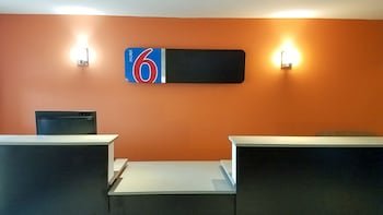 Motel 6 Sudbury ON