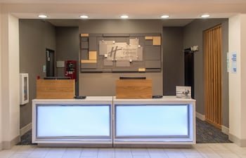 Holiday Inn Express & Suites Temple - Medical Center Area