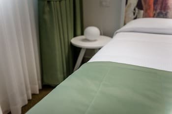 Ferrara Rooms