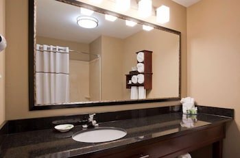 GrandStay Thief River Falls