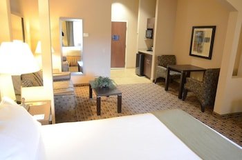 Holiday Inn Express & Suites Houston Energy Corridor - W Oaks