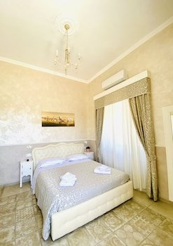 Domus Valadier Luxury Room & Breakfast