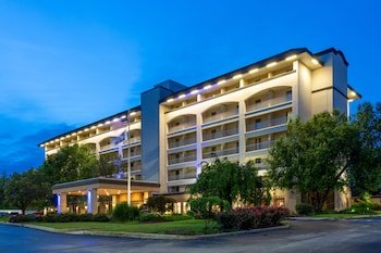 Holiday Inn Express Hotel & Suites King Of Prussia