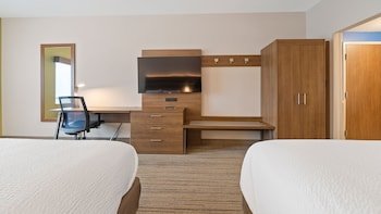 Holiday Inn Express Macon North