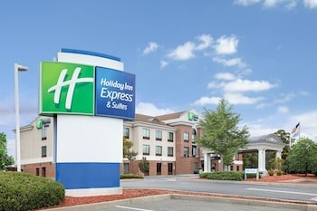 Holiday Inn Express & Suites Tappahannock
